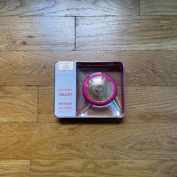 NWT fuchsia Foreo UFO device (O/S) - Picture 5 of 8